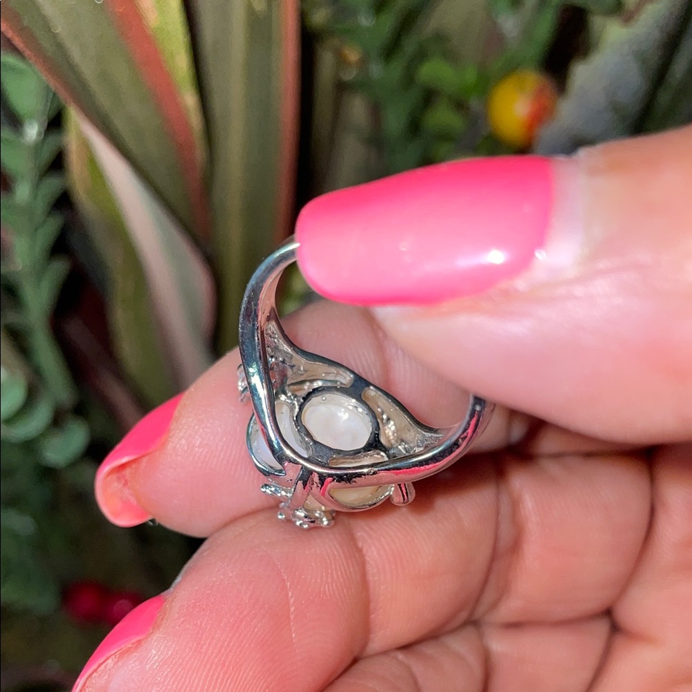 Elegant Baroque Freshwater Pearl Ring with diamond chips .925 silver Ring SZ 8 - Picture 9 of 12